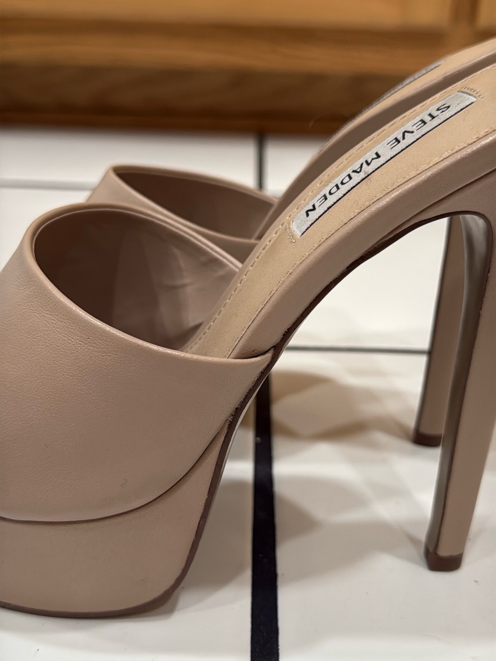 Steve Madden Nude Platform Mule Heels 6” Stiletto Y2K Bombshell - Picture 6 of 14